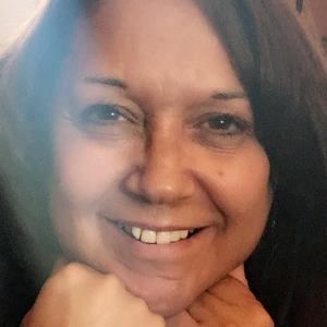 Meet your Posher, Teri